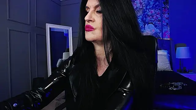 Snapshot of DomMelissaW chatting on March 2026 10:13:01 PM DomMelissaW online show from March 2026 10:13:01 PM