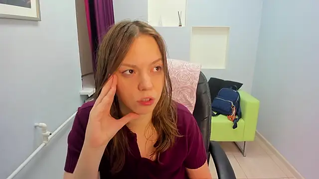 Snapshot of Persephoni chatting on March 2026 08:35:02 PM Persephoni online show from March 2026 08:35:02 PM