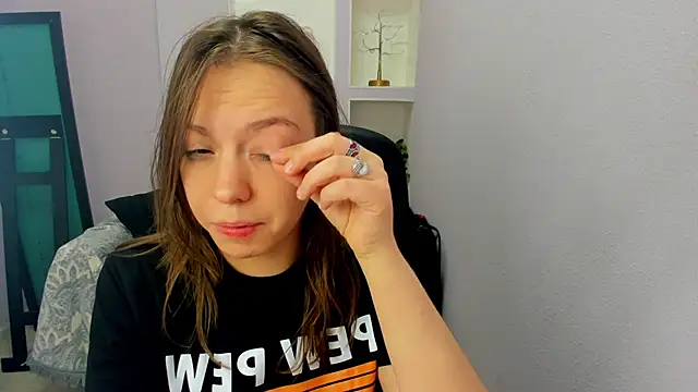 Snapshot of Persephoni chatting on March 2026 07:23:02 AM Persephoni online show from March 2026 07:23:02 AM