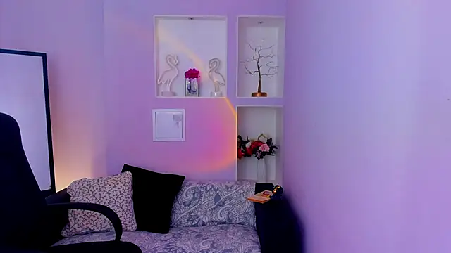 Snapshot of Persephoni chatting on April 2026 11:34:01 AM Persephoni online show from April 2026 11:34:01 AM