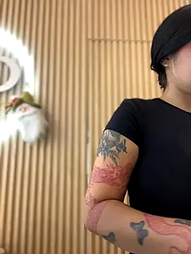 clarachanelricek online show from October 2025 07:15:01 PM