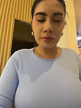 Snapshot of clarachanelricek chatting on April 2026 08:17:01 PM clarachanelricek online show from April 2026 08:17:01 PM