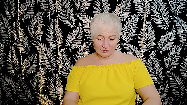 Olivia playful online show from February 2026 01:11:01 PM