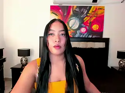 brunetenikole02 online show from January 2025 12:51:02 AM