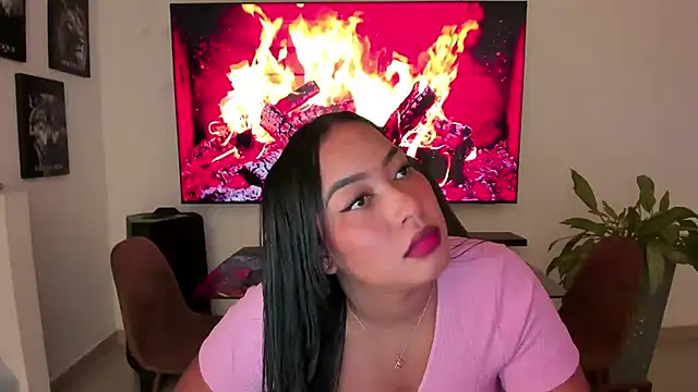 brunetenikole02 online show from October 2025 02:08:01 AM