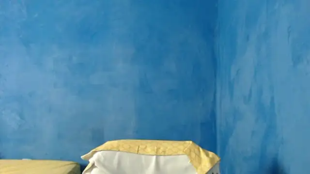 Snapshot of alex_blu chatting on June 2026 01:33:01 PM alex blu online show from June 2026 01:33:01 PM