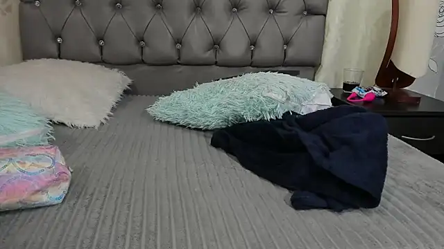 luna evaa online show from January 2025 06:07:01 PM