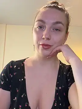 Snapshot of Janeee chatting on March 2025 08:20:02 AM Janeee online show from March 2025 08:20:02 AM