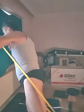 Snapshot of muscularsexy chatting on January 2025 02:21:02 PM muscularsexy online show from January 2025 02:21:02 PM