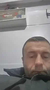 muscularsexy online show from April 2026 12:03:02 AM