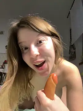 kimczii online show from April 2026 06:18:02 AM