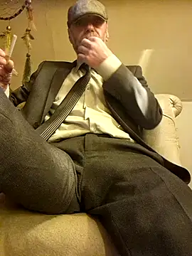 Snapshot of eddouxxx78 chatting on March 2026 05:19:01 PM eddouxxx78 online show from March 2026 05:19:01 PM