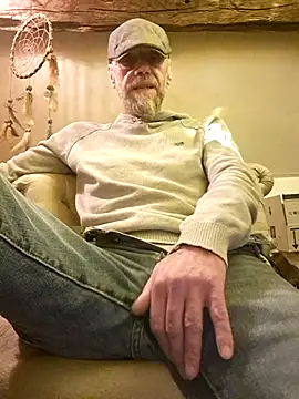 Snapshot of eddouxxx78 chatting on March 2026 06:12:01 PM eddouxxx78 online show from March 2026 06:12:01 PM