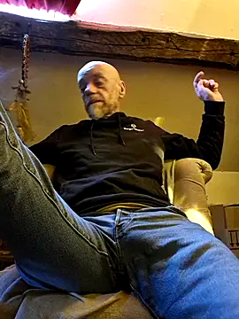 Snapshot of eddouxxx78 chatting on March 2026 09:31:02 AM eddouxxx78 online show from March 2026 09:31:02 AM