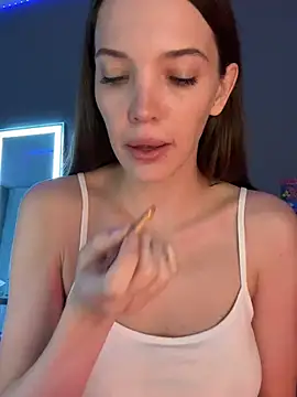 Snapshot of julia_fly chatting on March 2025 04:02:01 PM julia fly online show from March 2025 04:02:01 PM