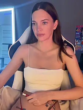 Snapshot of julia_fly chatting on October 2025 10:25:01 AM julia fly online show from October 2025 10:25:01 AM