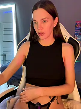 Snapshot of julia_fly chatting on October 2025 03:56:02 PM julia fly online show from October 2025 03:56:02 PM