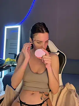 julia fly online show from February 2026 07:53:02 AM