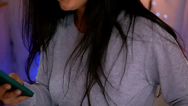 Snapshot of anabelcurvy chatting on December 2024 09:51:01 PM anabelcurvy online show from December 2024 09:51:01 PM