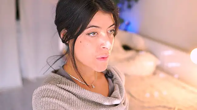 Snapshot of anabelcurvy chatting on September 2025 04:42:01 PM anabelcurvy online show from September 2025 04:42:01 PM