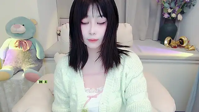 Snapshot of yoyoyo_99 chatting on March 2025 01:06:01 PM yoyoyo 99 online show from March 2025 01:06:01 PM