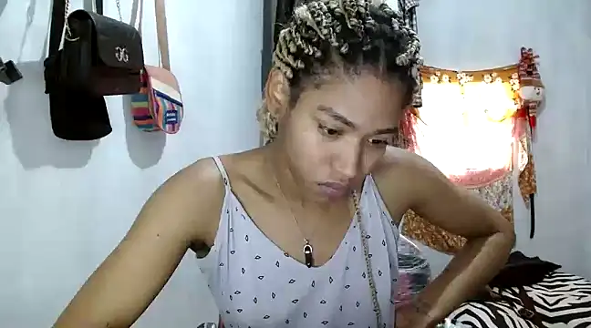 angelamarie1 online show from January 2025 12:49:02 PM