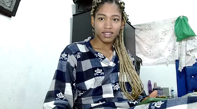 angelamarie1 online show from January 2025 11:43:02 AM