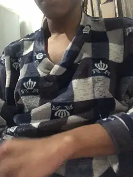 angelamarie1 online show from February 2025 12:47:01 PM