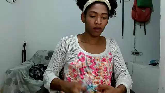 angelamarie1 online show from September 2025 03:06:02 AM