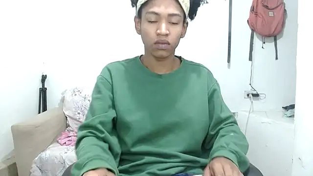 angelamarie1 online show from September 2025 11:11:02 AM