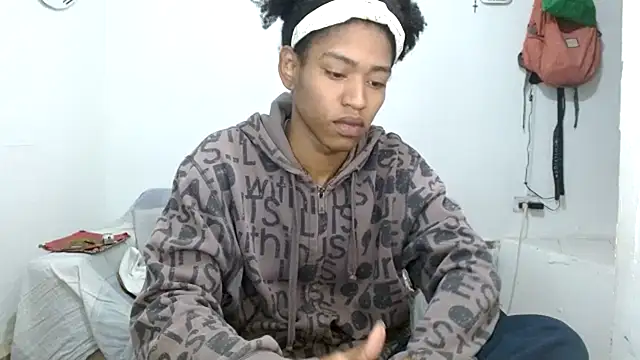 angelamarie1 online show from November 2025 09:59:01 PM