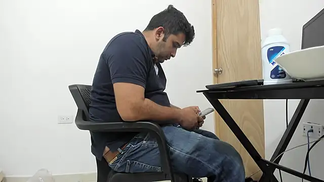 isearchcompany online show from November 2025 07:23:02 AM