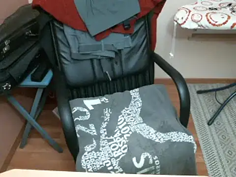 Snapshot of olibrius71 chatting on January 2025 07:24:01 PM olibrius71 online show from January 2025 07:24:01 PM