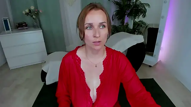 Snapshot of Karinella_x chatting on June 2026 12:04:02 PM Karinella x online show from June 2026 12:04:02 PM