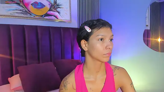 LauraAristizabal online show from October 2025 11:44:01 AM