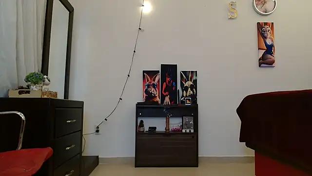 MINI Petite online show from January 2025 11:08:01 PM