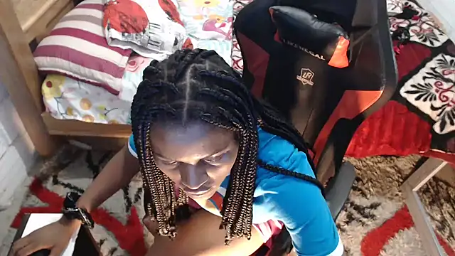 sexyjustin202 online show from December 2024 01:17:01 AM