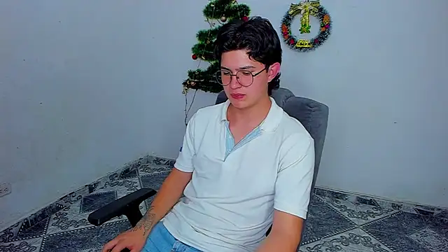 patrik 027 online show from December 2024 09:39:01 PM