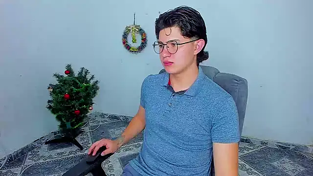 patrik 027 online show from December 2024 09:45:01 PM