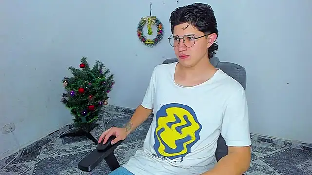 patrik 027 online show from December 2024 09:08:01 PM