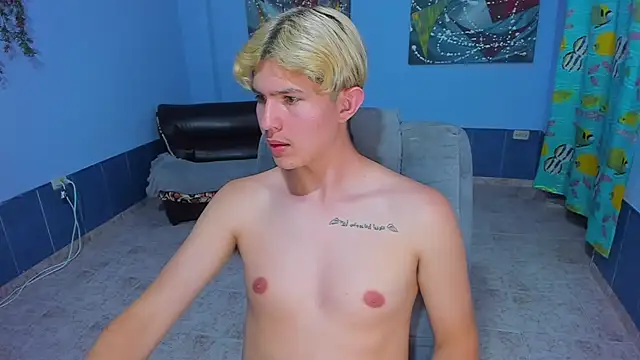 patrik 027 online show from November 2025 08:08:02 PM