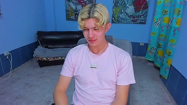 patrik 027 online show from November 2025 07:58:01 AM