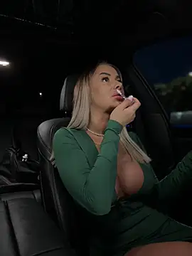 KirstieVegas online show from March 2025 04:56:02 PM