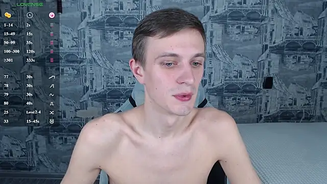 Snapshot of Oliver_Fresh chatting on June 2026 09:32:01 AM Oliver Fresh online show from June 2026 09:32:01 AM