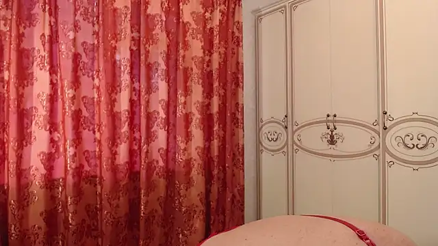 Snapshot of AlinaBoobs55 chatting on January 2025 06:27:01 AM AlinaBoobs55 online show from January 2025 06:27:01 AM