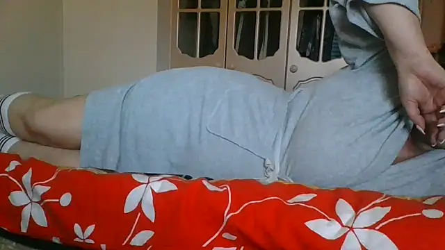 Snapshot of Mileva88 chatting on March 2026 01:04:02 PM Mileva88 online show from March 2026 01:04:02 PM