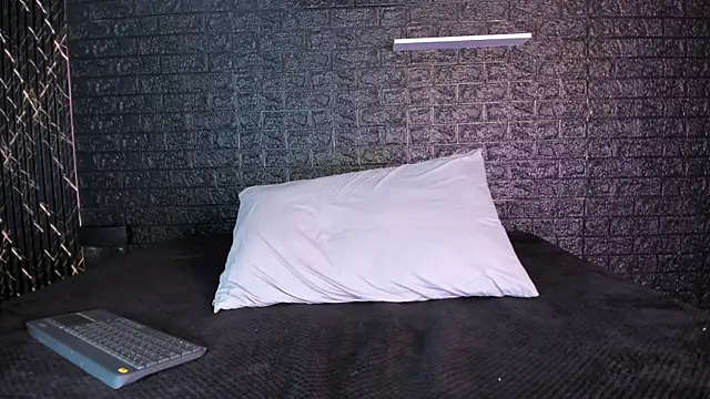 Victoria Badgal  online show from October 2025 08:16:02 PM