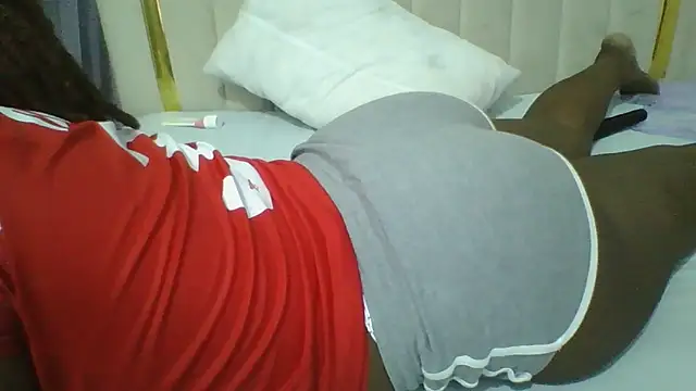Snapshot of CuteJ chatting on March 2026 05:19:02 PM CuteJ online show from March 2026 05:19:02 PM