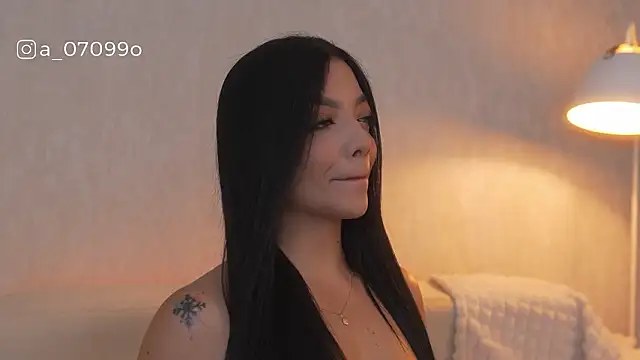 sarah hiill online show from February 2026 09:07:01 PM