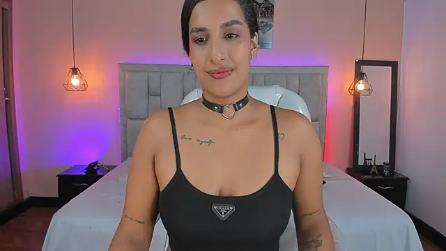 Stefhanyblow online show from December 2024 10:17:01 AM